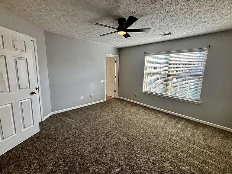4249 High Park Ln — Photo 15