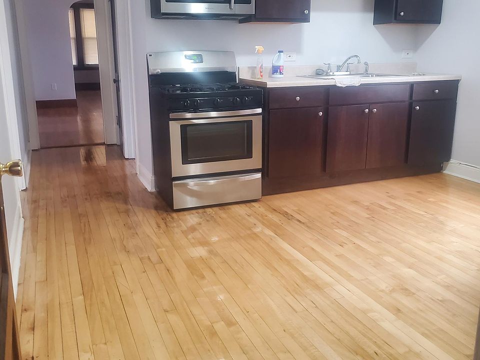 1st image of 8526 S Saginaw Ave #2