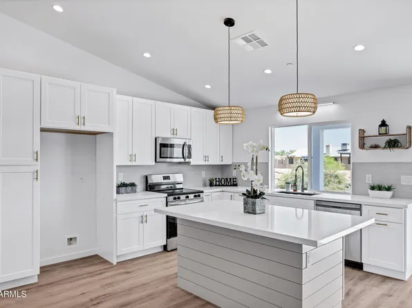 11509 W LANGFORD Court, Youngtown, AZ 85363