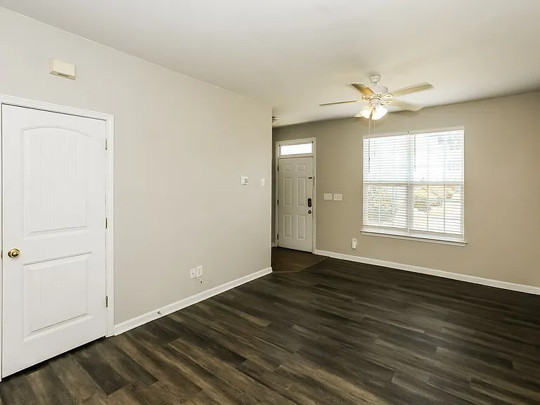 3019 Nevin Place Dr — Photo 8