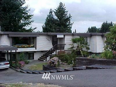 1st image of 10702 86th Avenue E #A & B