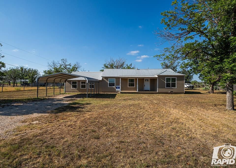 1st image of 821 Cauley Ln