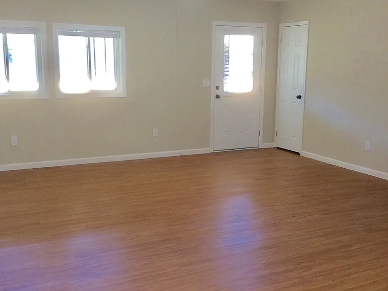 327 Wade Decker Rd — Photo 5