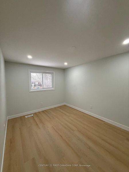 London House for rent - 3 Bedrooms — photo 12