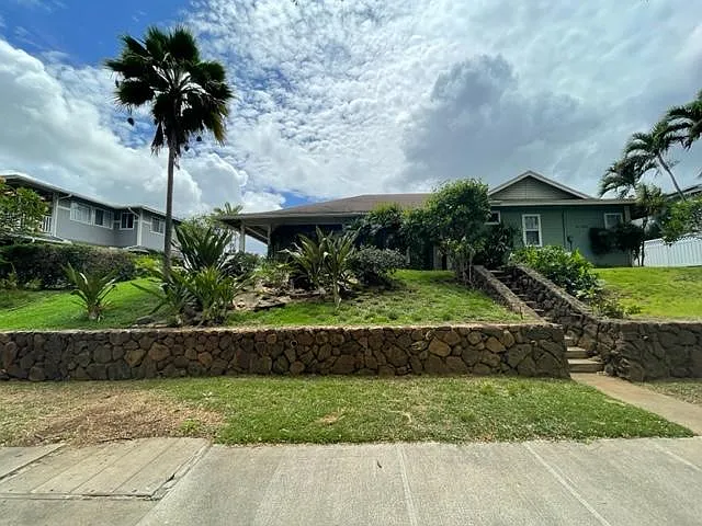3 bed, 1267 sqft, $3,600 — Photo 1