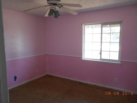 2nd image of 763 N Humboldt Ave