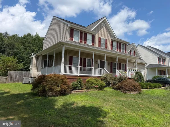 10020 Betsy St, Fredericksburg, VA 22408