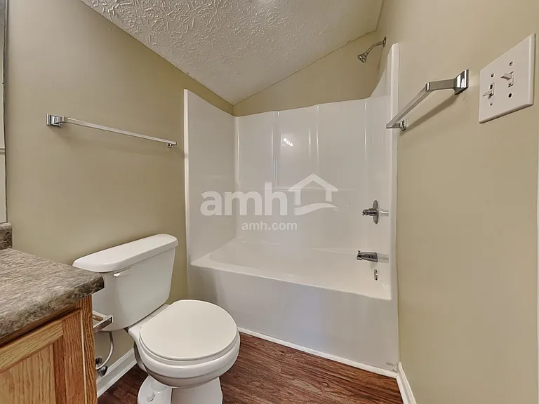 1117 Long Meadow Dr — Photo 18