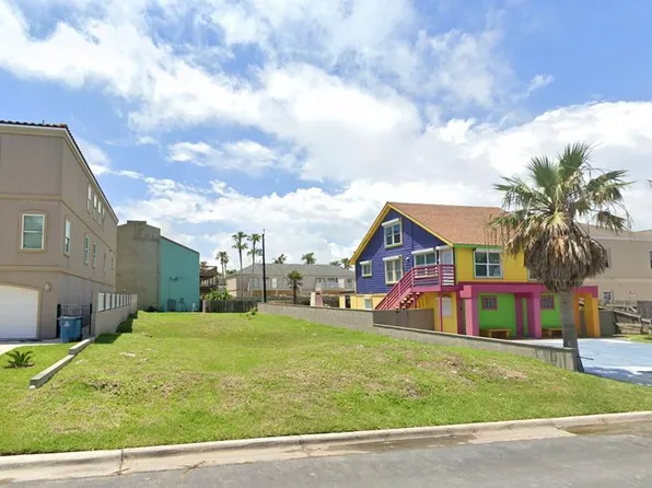 131 Esperanza St, South Padre Island, TX 78597