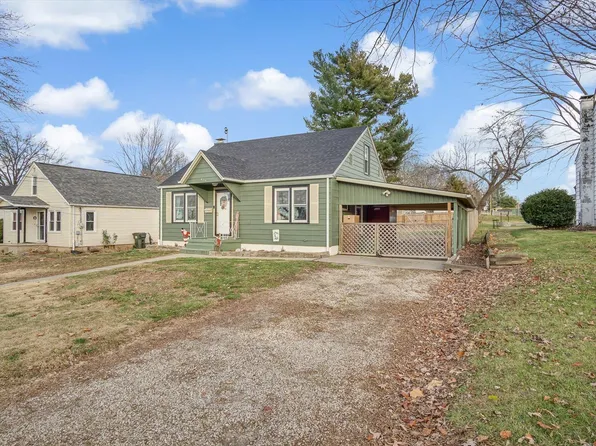 454 N Library St, Waterloo, IL 62298