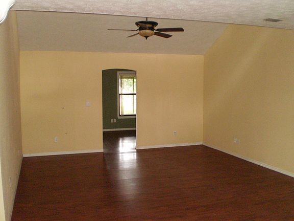 4th image of 34380 Whispering Oaks Blvd