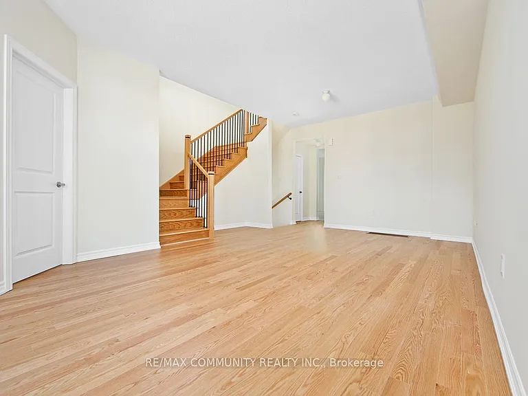 2614 Apricot Ln — Photo 4