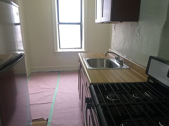 2nd image of 315 Eastern Pkwy APT 2B