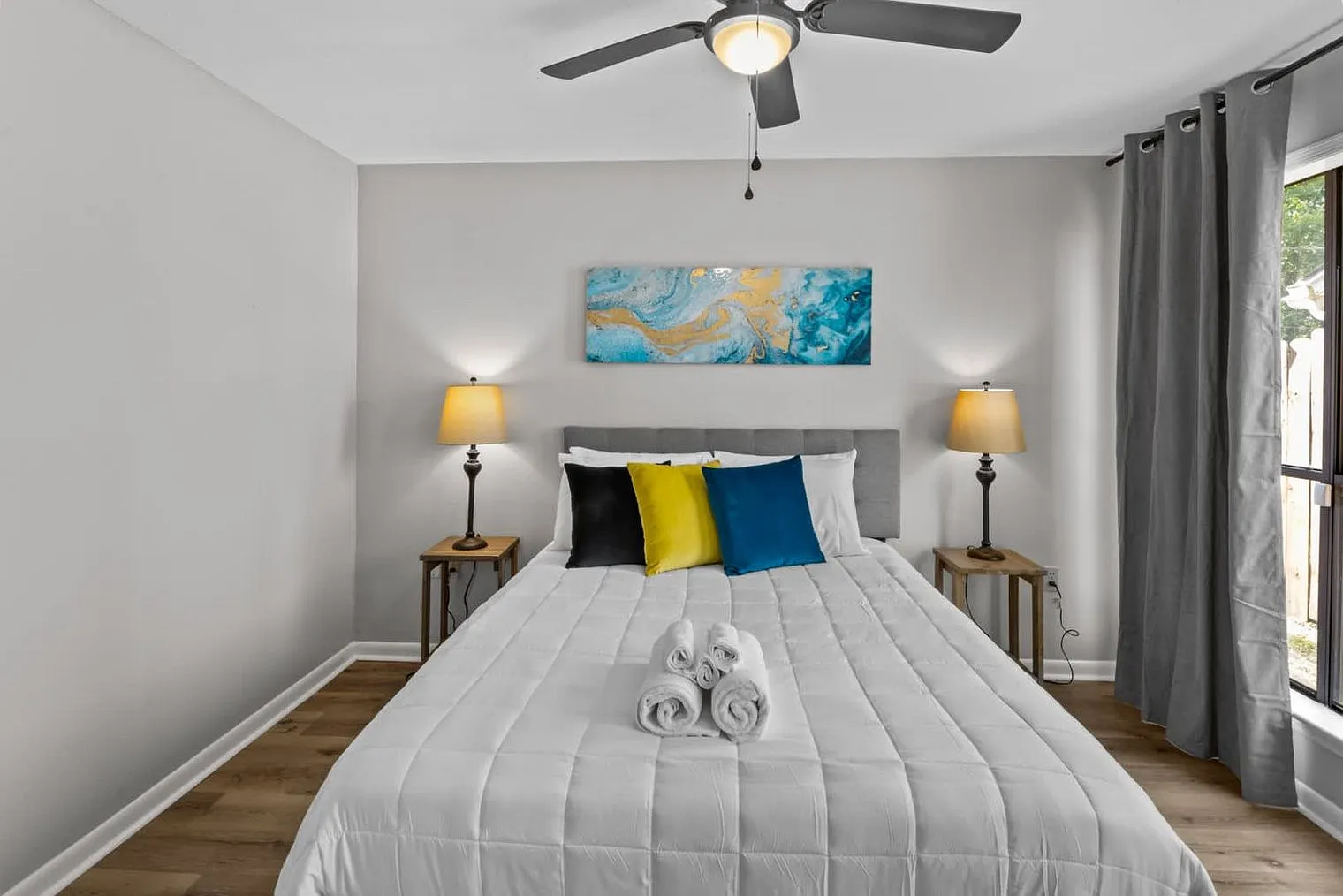 3 bed, 2.0 bath, 1786 sqft, $3,434 — Photo 4