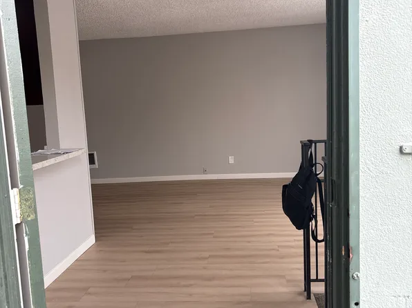 3855 38th St APT 12, San Diego, CA 92105