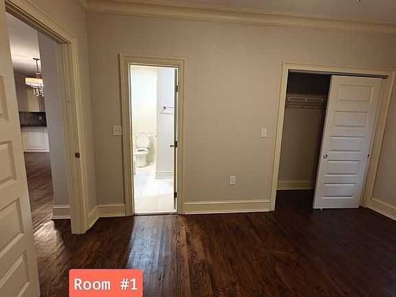 5th image of 17 S Rosedale Ave