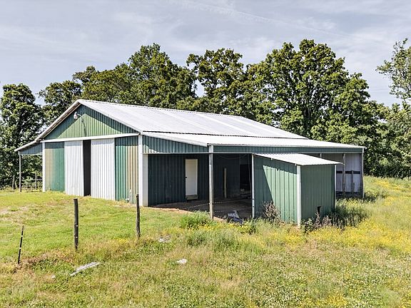 5th image of 4015 Baxter Rd