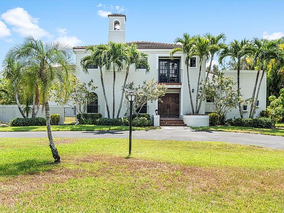 2nd image of 820 NW 121 Avenue