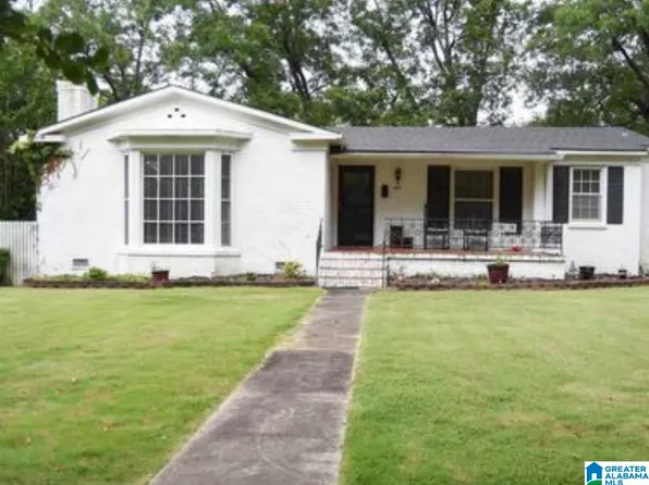 613 Chaffee St, Talladega, AL 35160