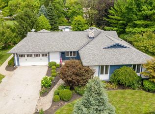 1374 Windham Rd, Columbus, OH 43220