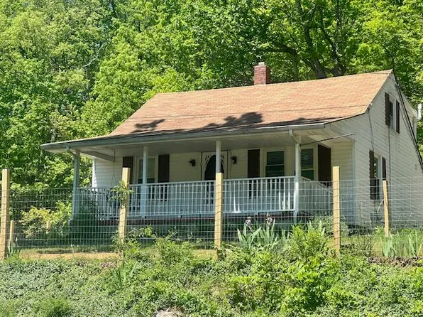 2229 Wildwood Rd, Salem, VA 24153