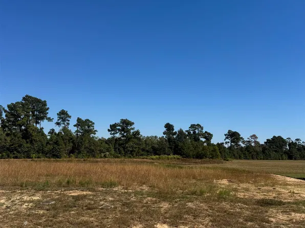 3099 E Blue Heron Dr, Lake Charles, LA 70615