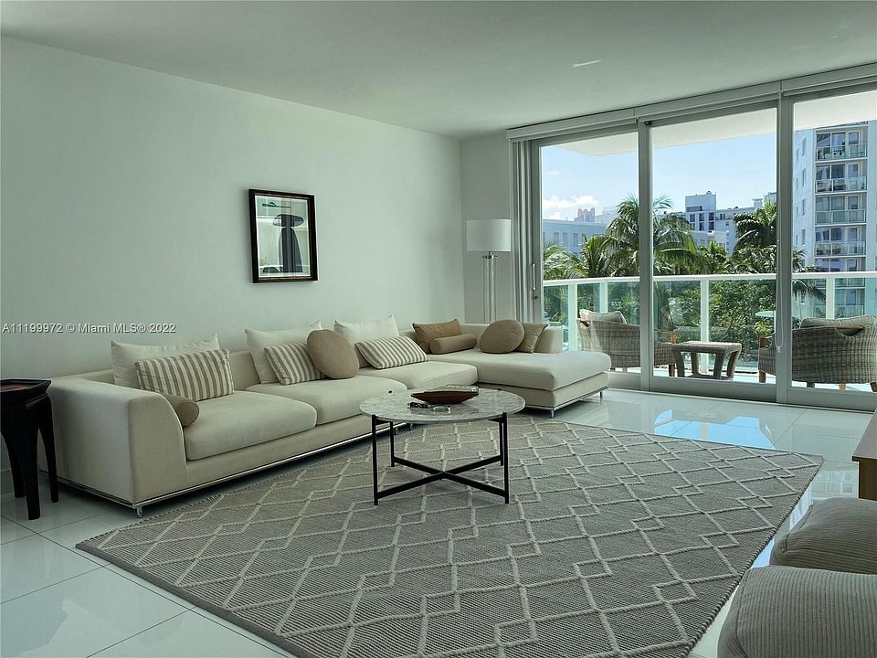 1st image of 1000 West Ave APT 302