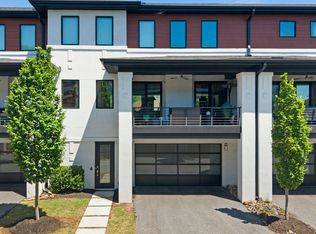 4 Calhoun Hill Way, Greenville, SC 29601