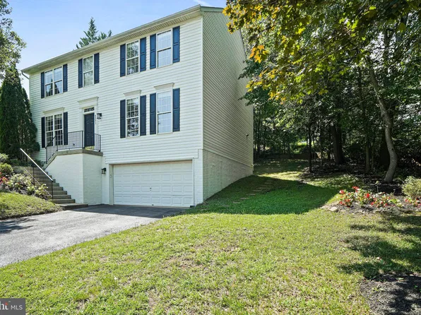 6331 Patuxent Quarter Rd, Hanover, MD 21076