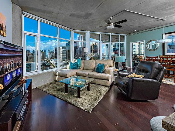 3rd image of 1080 Park Blvd Unit 1401