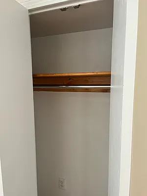 Rented by R & E Real Estate Management Co Inc | media 9