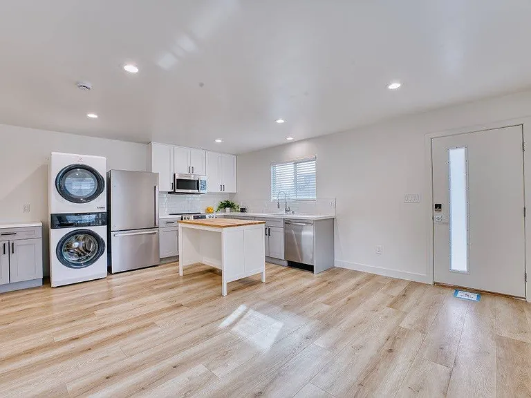 803 Maryann Dr #6 — Photo 15