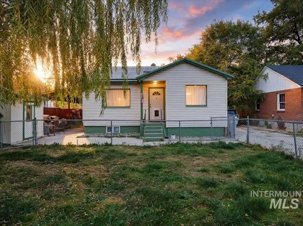 607 S Powerline Rd, Nampa, ID 83686