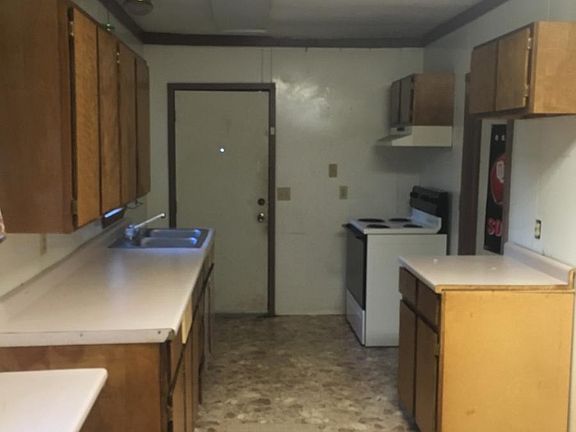 2nd image of 307 E Illinois Ave
