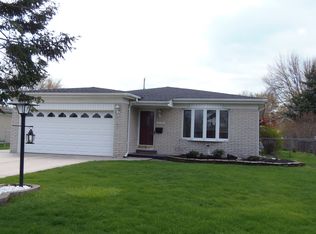13172 Picadilly Dr, Sterling Heights, MI 48312