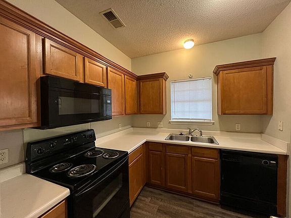 4th image of 9167 Karen Mill Ln