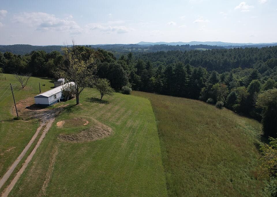 1st image of 132 Lindale Ln