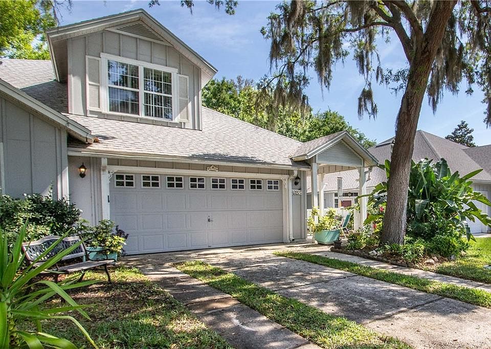 1st image of 2061 Village Ln
