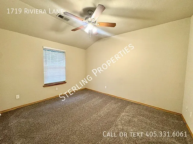1719 Riviera Ln — Photo 12
