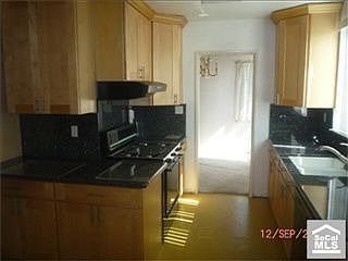5th image of 205 Coral View St