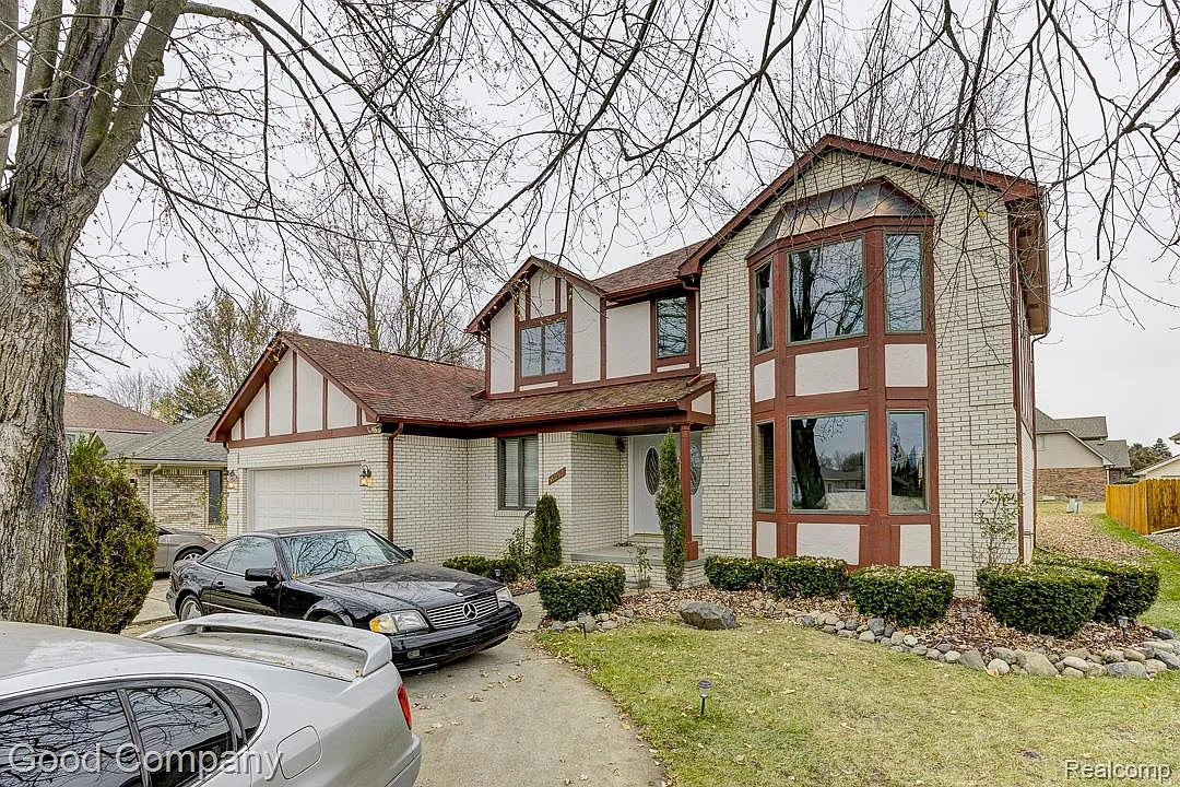 38092 Westchester Rd photo 1
