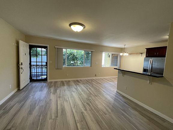 3rd image of 4127 Florida St #7-1