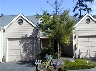 451 S 328th St APT 8, Federal Way, WA 98003