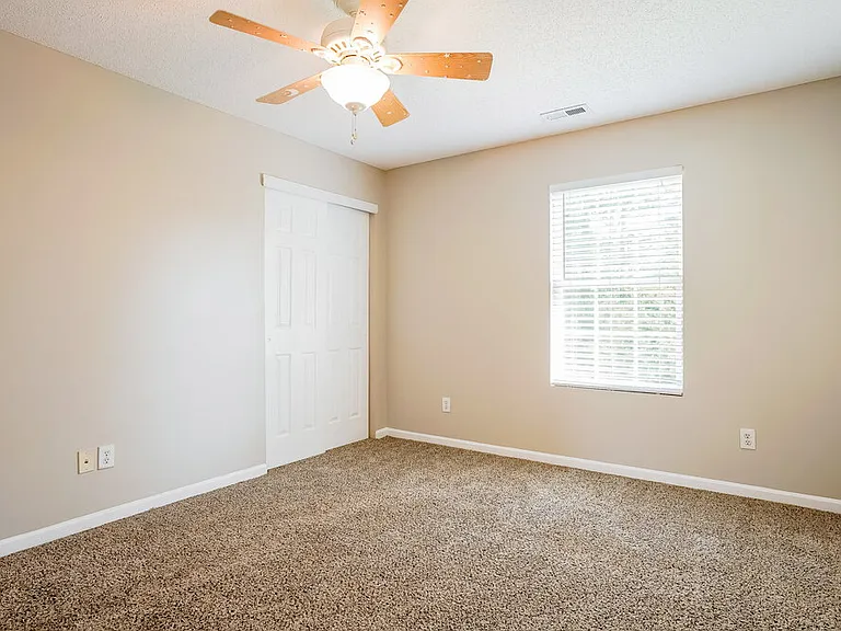 816 Stackhurst Way — Photo 15