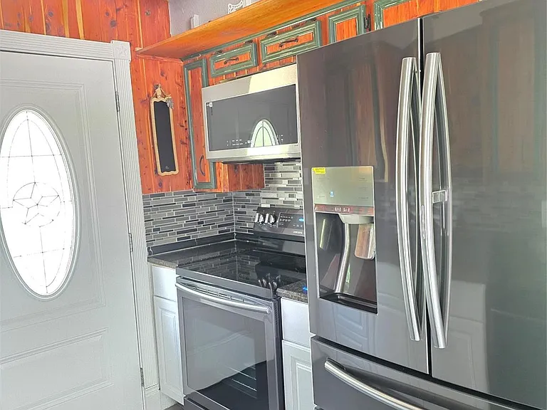 710 E Pony Ln — Photo 14