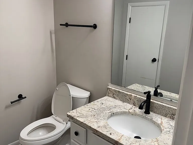 214 Walnut Ridge Dr — Photo 12