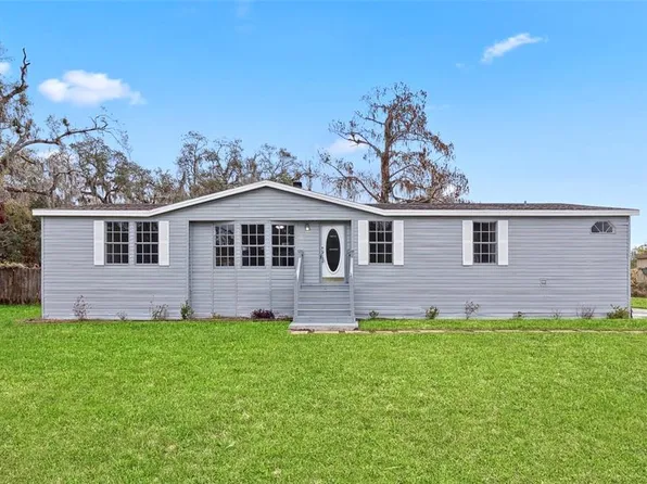 9155 Wood Terrace Dr, Tampa, FL 33637