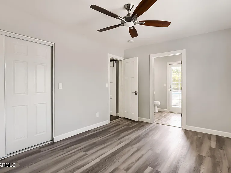 9801 N 74th Pl — Photo 18