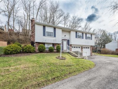 1825 Wallace Rd, South Park, PA, 15129