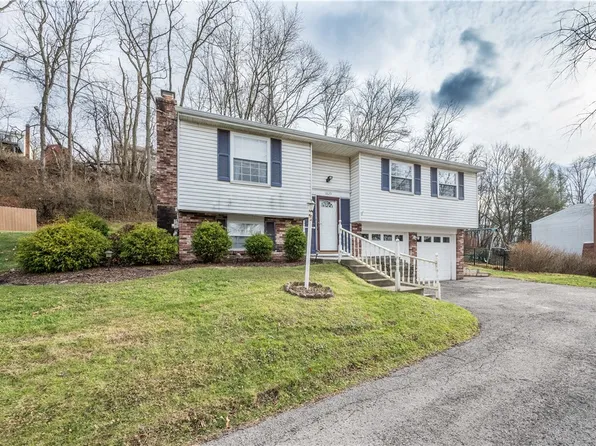 1825 Wallace Rd, South Park, PA 15129